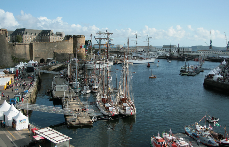 Port of Brest by Frederic Raux