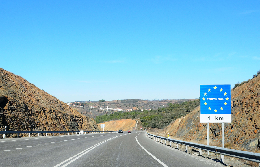Highway, bilboard of 1 km to Portugal